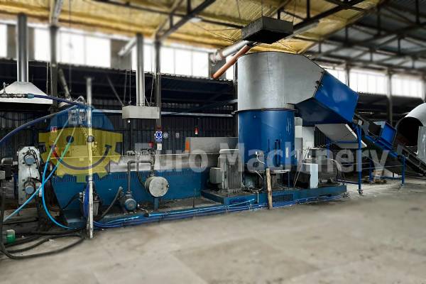 Maszyna do recyklingu tworzyw sztucznych z podwójnym odgazowaniem i wydajnością 1000 kg / godz. jest dostępna na sprzedaż.